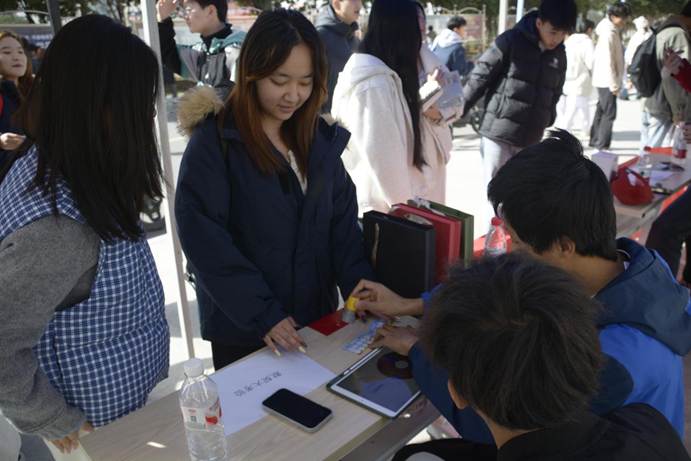 5c0c9c6af628f177f020ee076e0b4c63