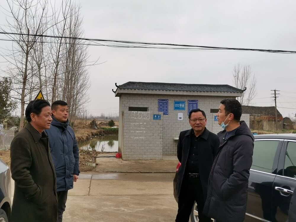 走访慰问送温暖 助力乡村振兴(图2) 1-22010GHZ1P7.jpg