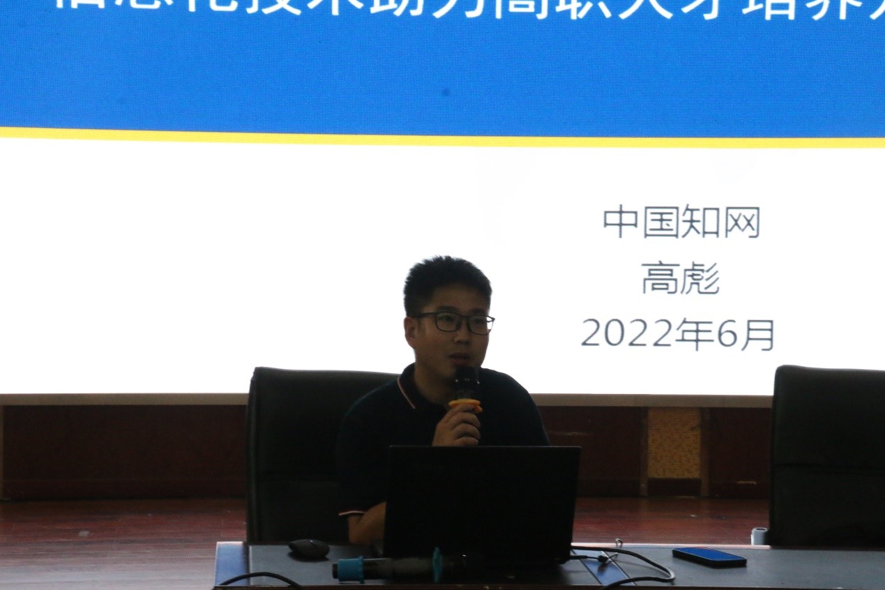 1-22061416311J96.jpg