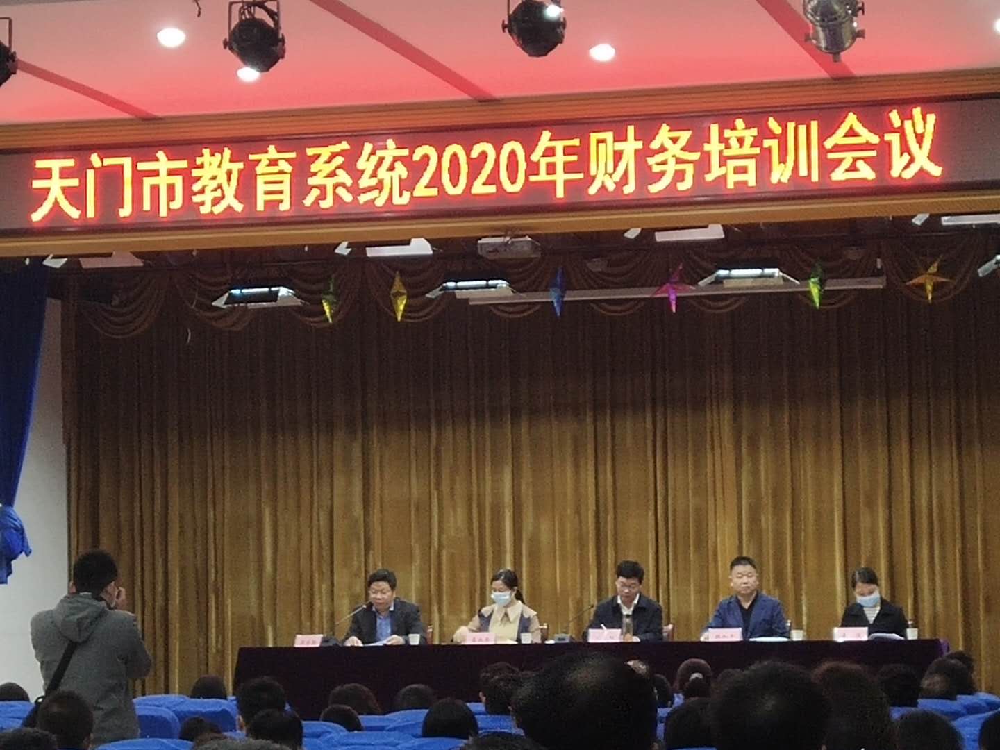 1-2011131FUA25.jpg